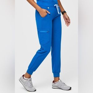 Women’s Royal Blue Zamora Jogger Scrub Pants. Medium